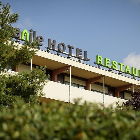Campanile Hotel & Restaurant Arnhem - เซเวนาร์ ภายนอก รูปภาพ