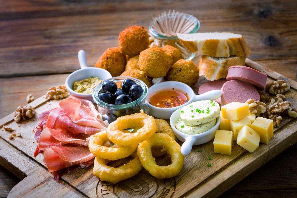 Campanile Hotel & Restaurant Arnhem - เซเวนาร์ ร้านอาหาร รูปภาพ