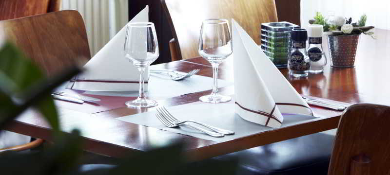 Campanile Hotel & Restaurant Arnhem - เซเวนาร์ ภายนอก รูปภาพ
