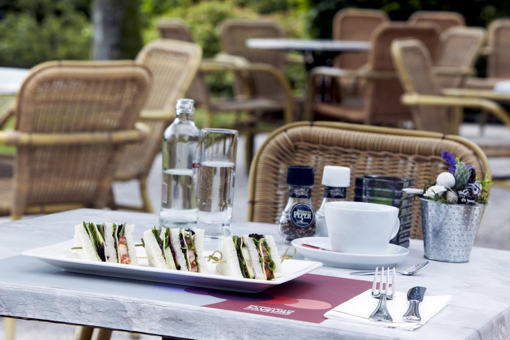 Campanile Hotel & Restaurant Arnhem - เซเวนาร์ ภายนอก รูปภาพ